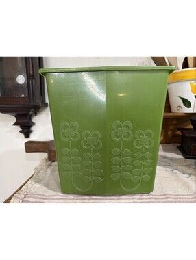 Vintage Retro Avocado Green Flower Wastebasket Garbage Trash Can Floral 1970s